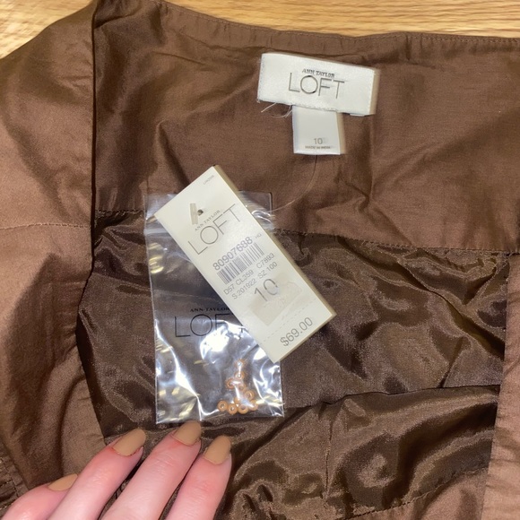 NWT Brown LOFT Embroidered Beaded Scalloped Edge Pleated Skirt - Picture 4 of 5